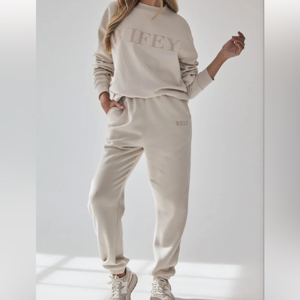 Six Stories Wifey Statement Sweatshirt and Sweatpants